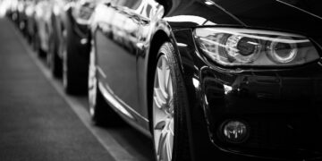 Япония инициирует запрет поставок в Россию авто с двигателем более 1,9 л