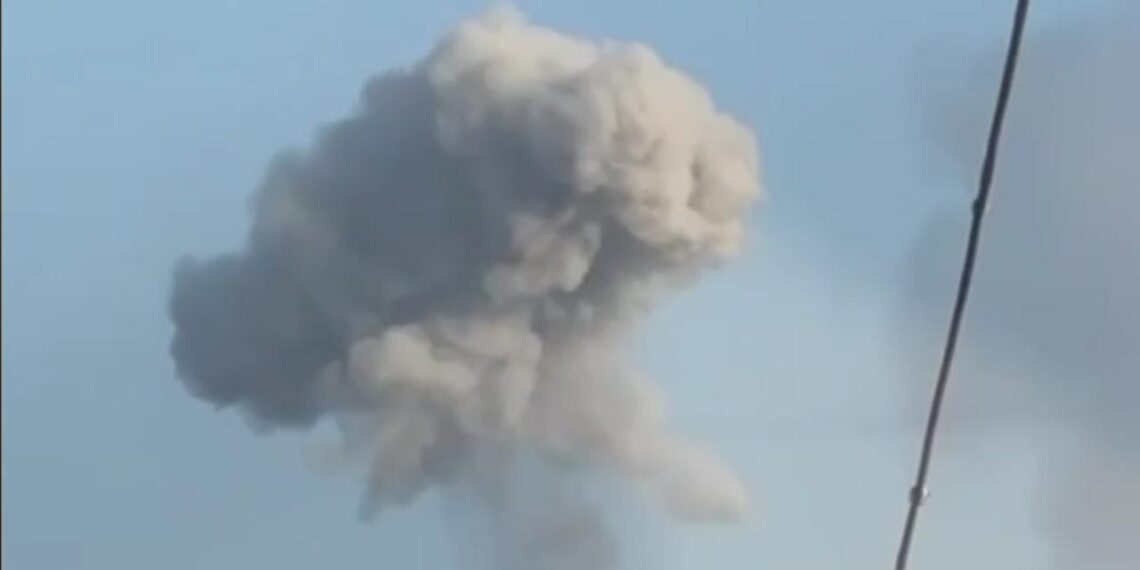 Момент уничтожения беспилотника ВСУ  в небе над Крымом. Фото: соцсети