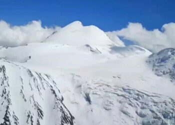 Альпинист из Новокуйбышевска пропал на горе Казбек