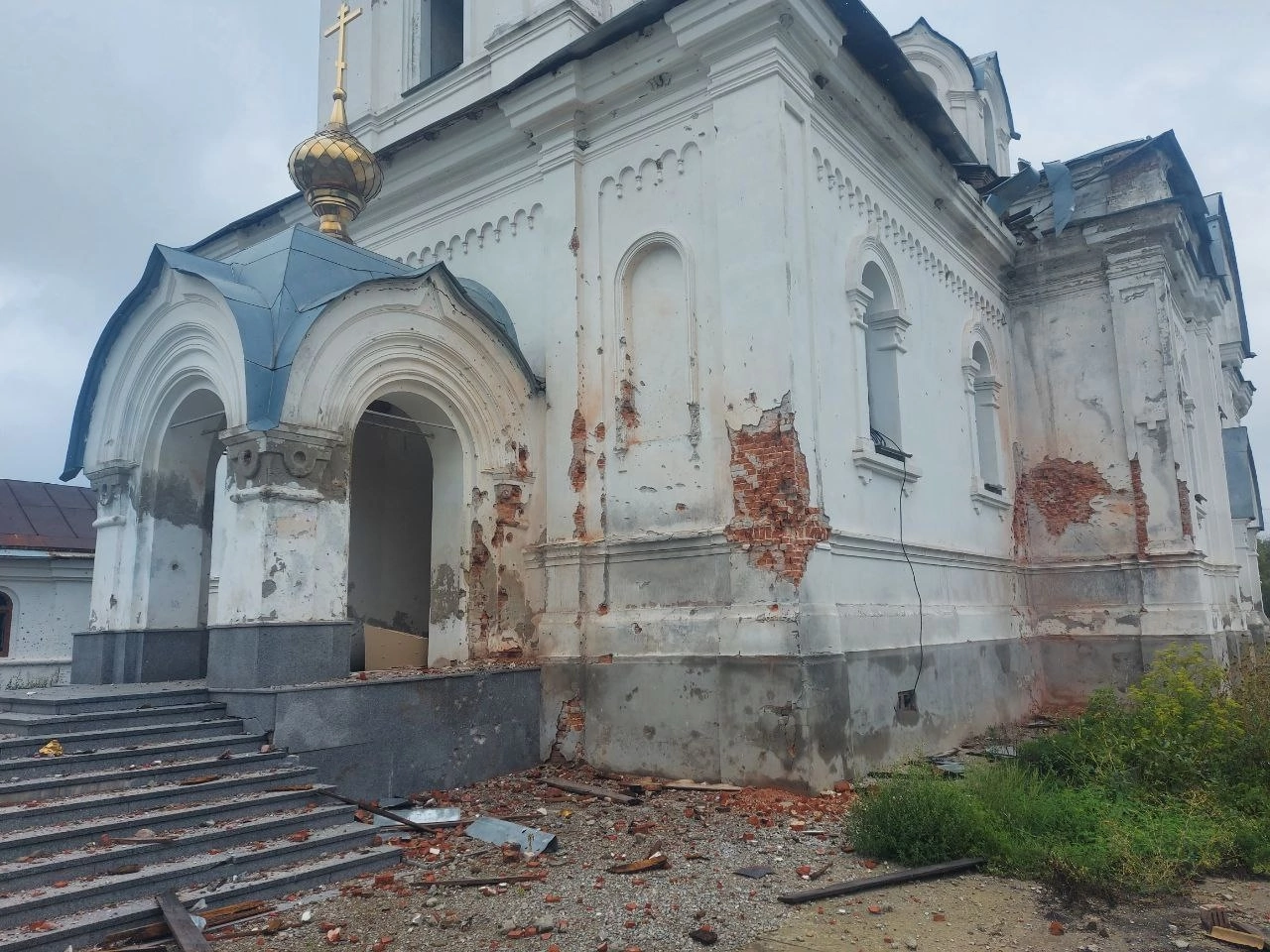 Мобилизованный депутат из Самары показал разрушенный бомбежками храм в зоне  СВО - oboz.info