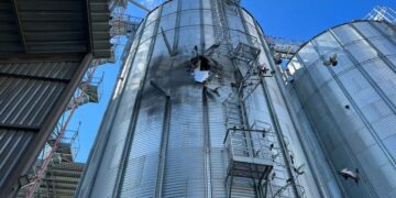 Россия продолжила разгром украинских портов и элеваторов на Дунае: уничтожена инфраструктура в Измаиле