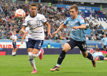 «Крылья Советов» на последних минутах игры добились победы над «Балтикой»