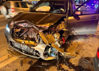 В Самаре водитель BMW устроил массовое ДТП на Московском шоссе