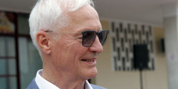 Дума Тольятти так и не смогла стать оппозиционной главе города Николаю Ренцу