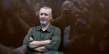 Арестованный Игорь Стрелков заявил, что готов баллотироваться на пост президента России