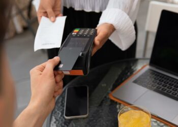 ПСБ за год удвоил количество терминалов оплаты в России