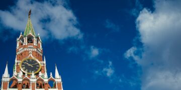 Песков: уникальный бой российского танка «Алеша», уничтожившего целую колонну бронетехники ВСУ, войдет в учебники