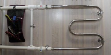 К борьбе против «преступной сети» слесарей и электриков подключаются IT-силы