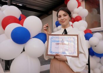 В Самаре собственное жилье получили дети-сироты