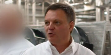 Кредиторы атакуют центр бизнеса бенефициара пивзавода «Трехсосенский»