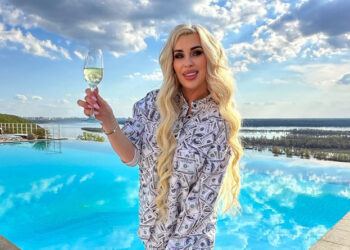 В Самаре мошенники украли деньги инвесторов, вложившихся в операции на криптобиржах РФ и Казахстана