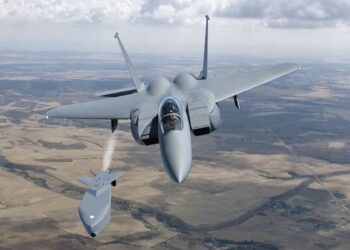 Глава Минобороны ФРГ заявил о поставках Киеву ударных ракет Taurus через «несколько недель»