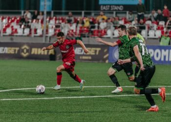 Футболисты «Акрона» сыграли в нулевую ничью с «Нефтехимиком»