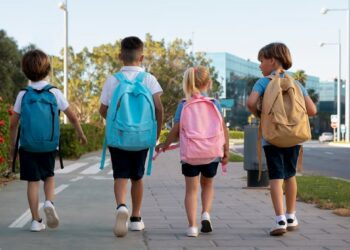 Группа ВТБ: траты на подготовку к школе сохранились на уровне прошлого года