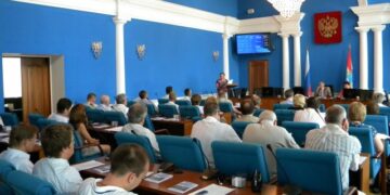 В новый состав Общественной палаты Самарской области вошли Екатерина Колотовкина и Борис Ардалин