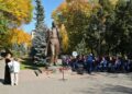 В Самаре возложили цветы памятнику Шостаковичу, фото: пресс-служба администрации г.о. Самара