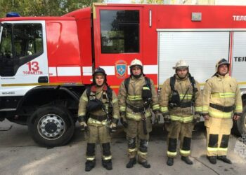 В Самарской области пожарные спасли из огня четырех человек