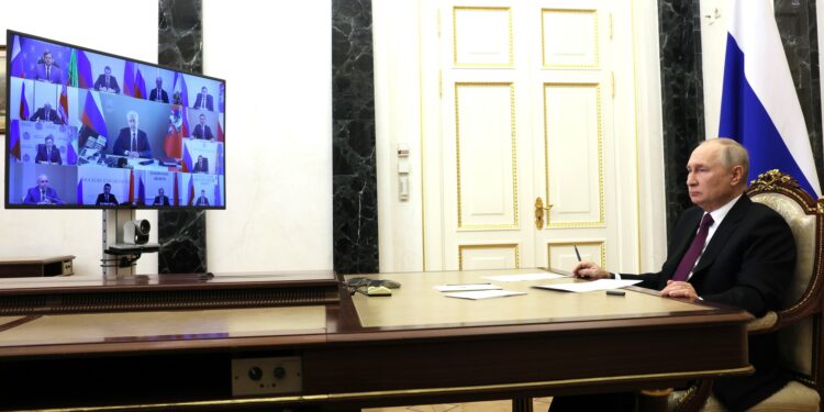 Президент России встретился с избранными главами регионов страны, фото: kremlin.ru
