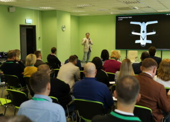 На Самарском инжиниринговом форуме обсудили подготовку специалистов для беспилотной авиации