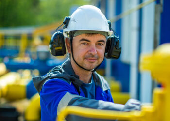 В Самаре прошла ярмарка вакансий для промышленных предприятий