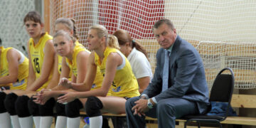 Самарская женская волейбольная команда уже «пролетела» мимо Высшей лиги Б и рискует не попасть в первенство ПФО