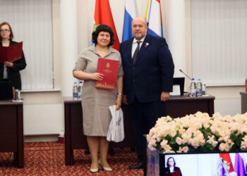 В Самарской городской думе торжественно отпраздновали День учителя