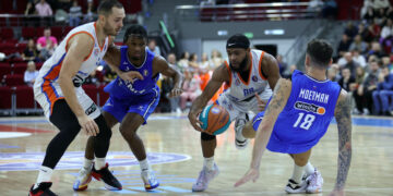 «Самара» оступилась на «Зените»