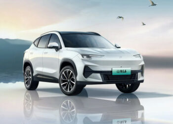 Весной 2024 года стартуют продажи китайского электромобиля Shanhai L6