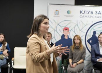 Участникам самарского Клуба занятой молодежи рассказали о карьерных возможностях