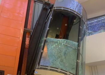 Падением кабины лифта с тремя подростками внутри в ТРК «Вива Лэнд» заинтересовался глава СКР