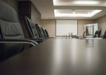 Самарские муниципалы ищут способы купировать претензии к ним из-за конфликта интересов