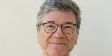 Крупнейший американский экономист Джеффри Сакс заявил, что Украина уничтожена на поле боя