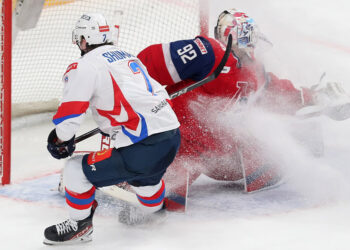 «Лада» уступила в овертайме «Локомотиву», но место в тройке лидеров не отдала