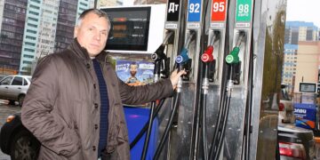 Пит-стоп Бузина: что происходит с бизнесом совладельца сети заправок «ОЛВИ»