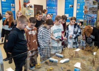 Газовики провели экскурсии в корпоративном музее для детей из Самарской области