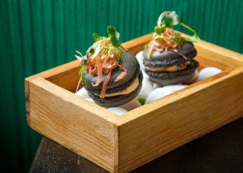 В самарской кухмистерской запустили коктейльный парк Юрского периода