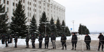 Как правую руку Дмитрия Азарова отправляли в изолятор