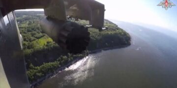 Армия России уничтожила катер с десантом ВСУ и морские дроны, атаковавшие Крым