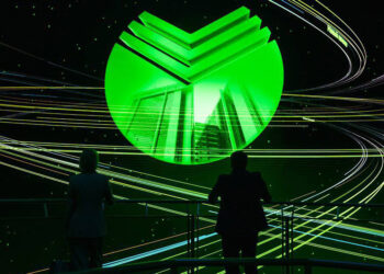 В павильоне Сбера на ВДНХ специалисты банка научат защищаться от телефонных мошенников