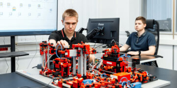 В 2023 году около 90% выпускников самарских вузов остались у местных работодателей