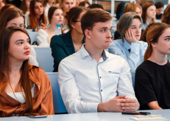 Улучшение результатов приема в самарские вузы не гарантирует спасение новых студентов от безработицы в будущем