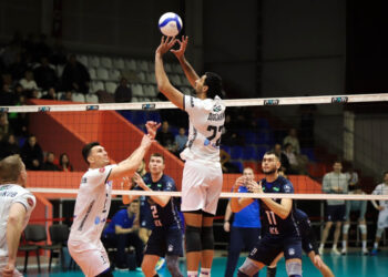 «Земский» включился в баскетбол