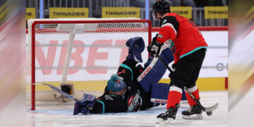 Игроки ХК «Лада» в составе сборной дивизиона Харламова выиграли Матч Звезд КХЛ