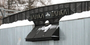 Самарские рестораторы делят прибыль от заведения на набережной Волги с боем