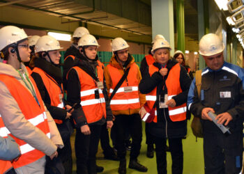 «КуйбышевАзот» знакомит тольяттинских школьников с предприятием