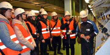 «КуйбышевАзот» знакомит тольяттинских школьников с предприятием