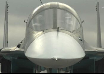 ВКС России начали массово обучать летчиков в зоне СВО применению «умных бомб»