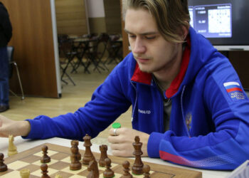 Гребнев примерил мировую шахматную корону