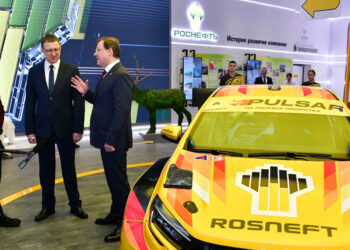 Дума Самары включилась в благотворительную акцию «Елка желаний» для детей Донбасса