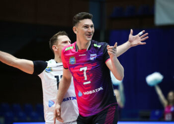 «Нова» одержала первую домашнюю победу в сезоне